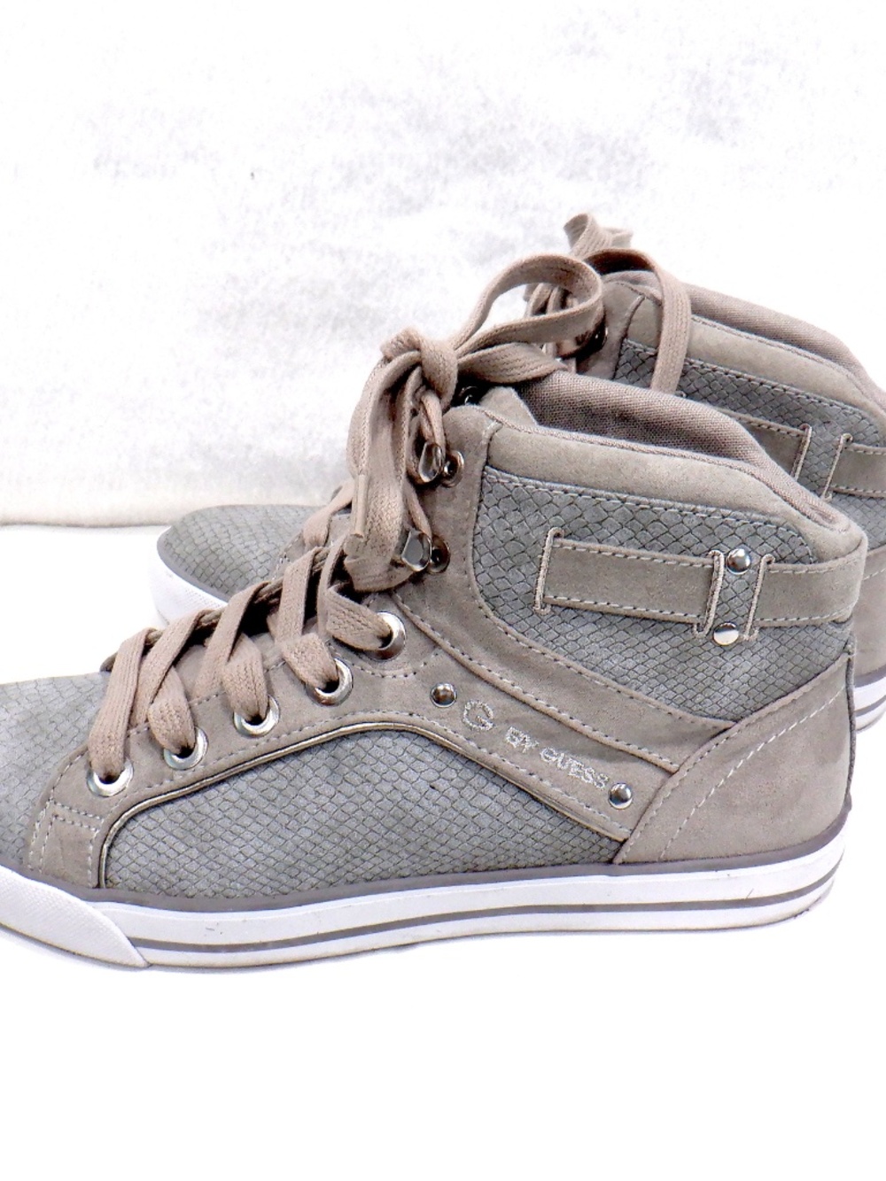 G by Guess Women's Mid-top Sneakers Size 7 - Picture 5 of 15